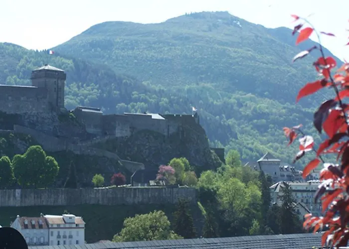 Camping D'arrouach * Lourdes